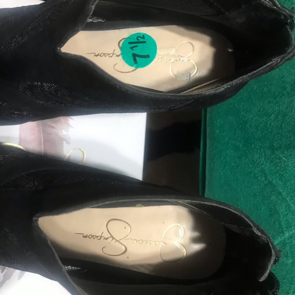 Jessica Simpon Mesh & Suede Pumps - Picture 6 of 6